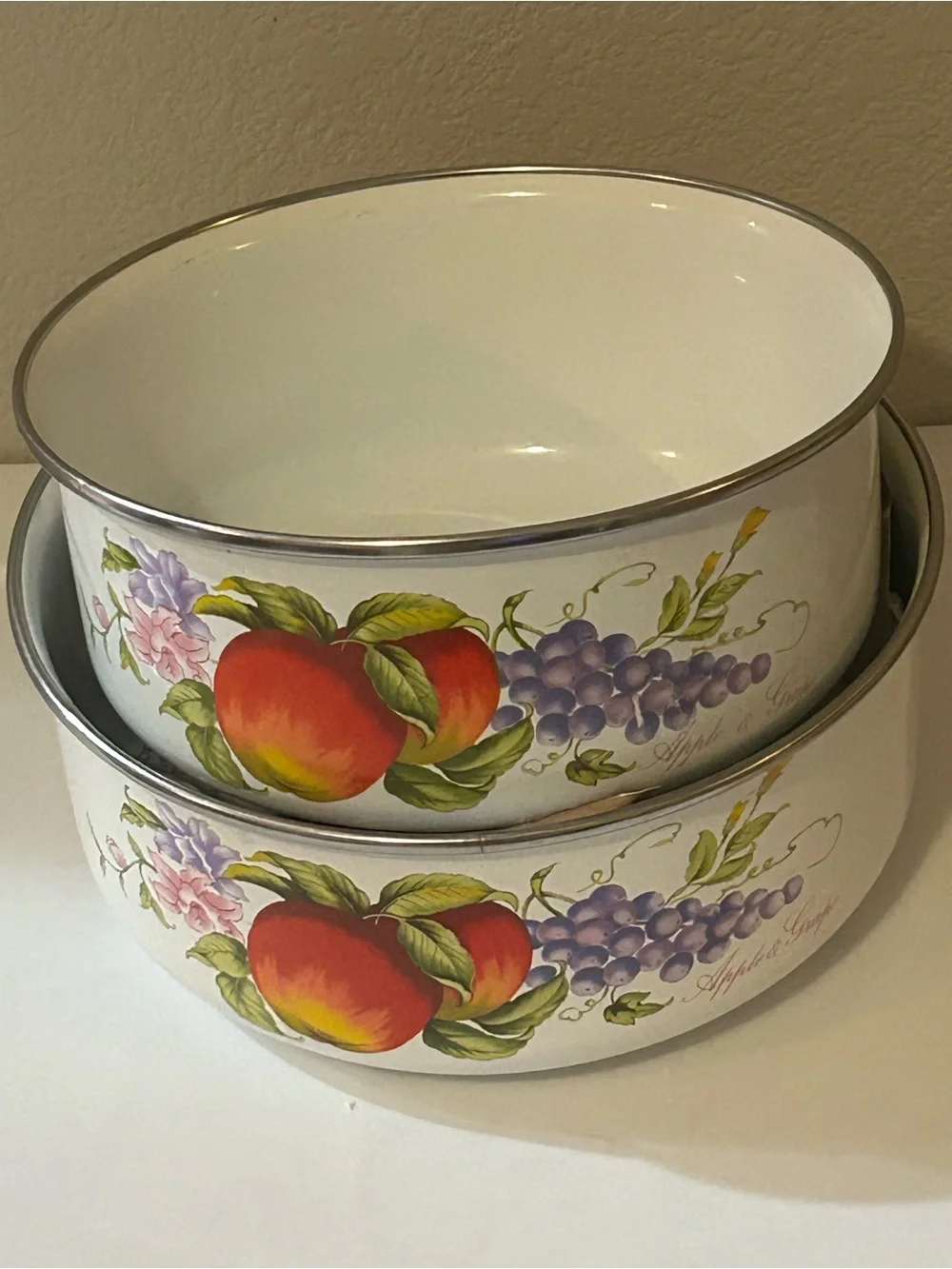 White Fruit-Pattern Enamel Mixing Bowls - Set of 2